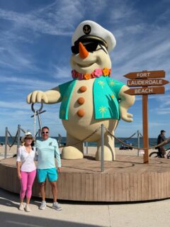 ‘‘Tis the season to be sunny 🌴☀️⛱️ #florida #christmas @therealubchillin